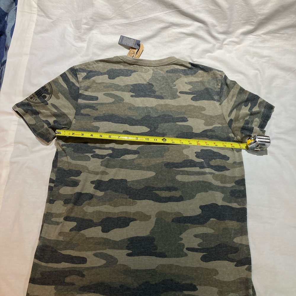 Lot of 2 Men’s Lucky Brand Camo Jeep/ Venice Burnout T-shirts. Size large, NWT! - Picture 5 of 11